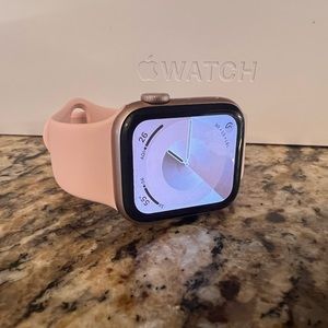 Apple Watch Series 6 rose gold case and original new bands s/m and m/l